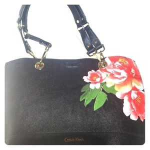 Calvin Klein Purse w/ medium size clutch